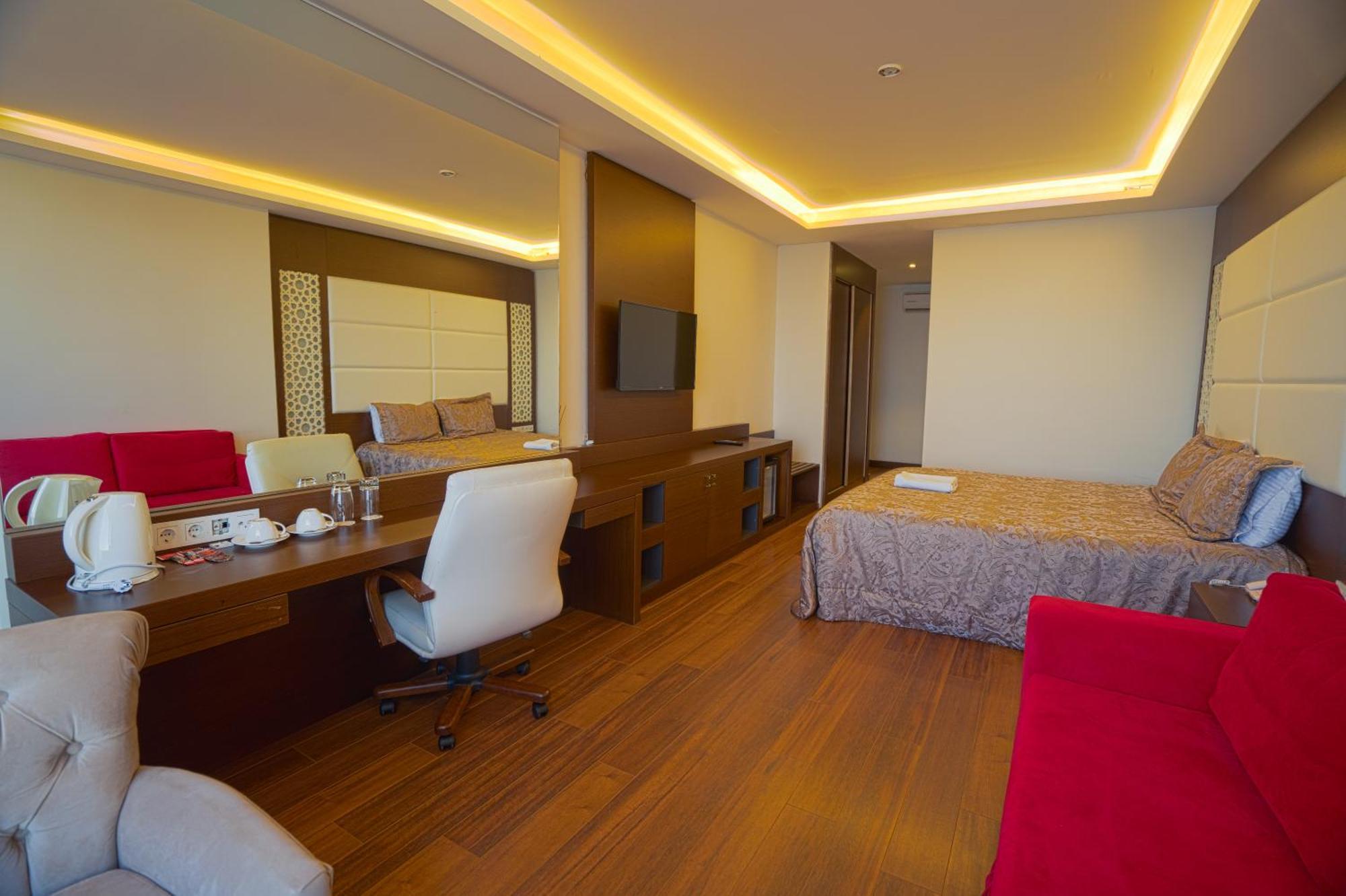Sea Golden Hotel Darica  Bagian luar foto